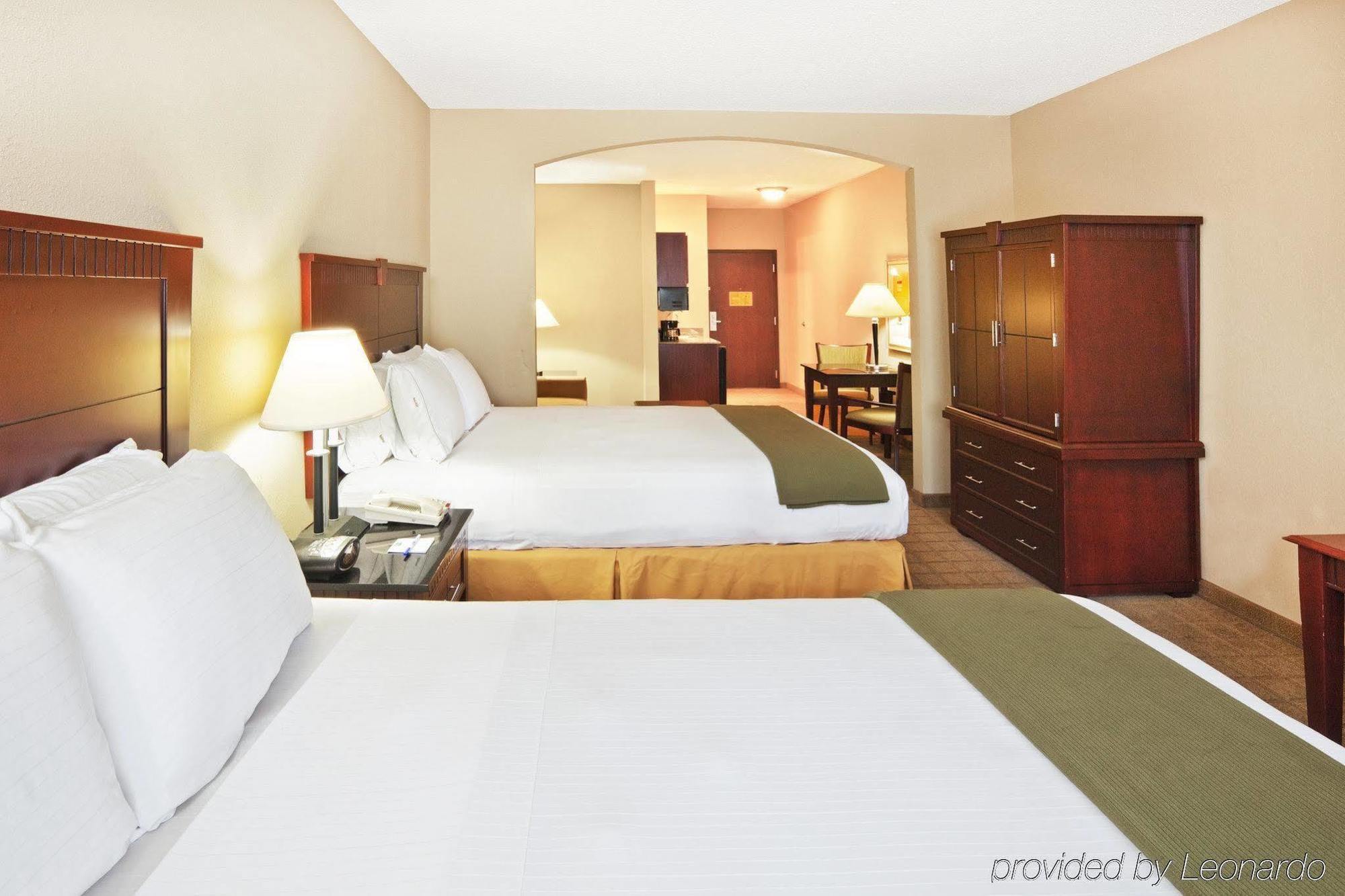 Express & By Ihg Hotel