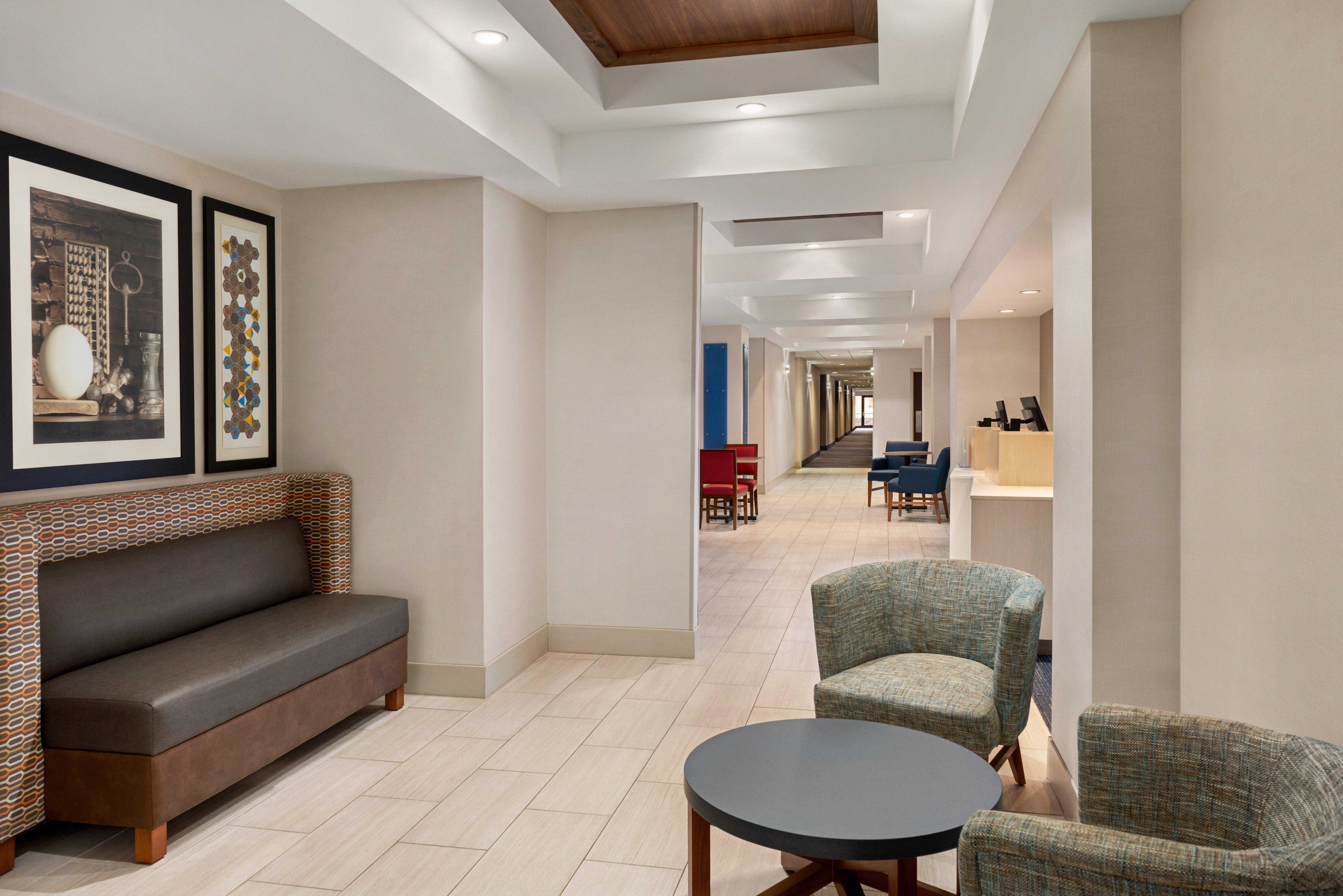 Hotel Express & By Ihg