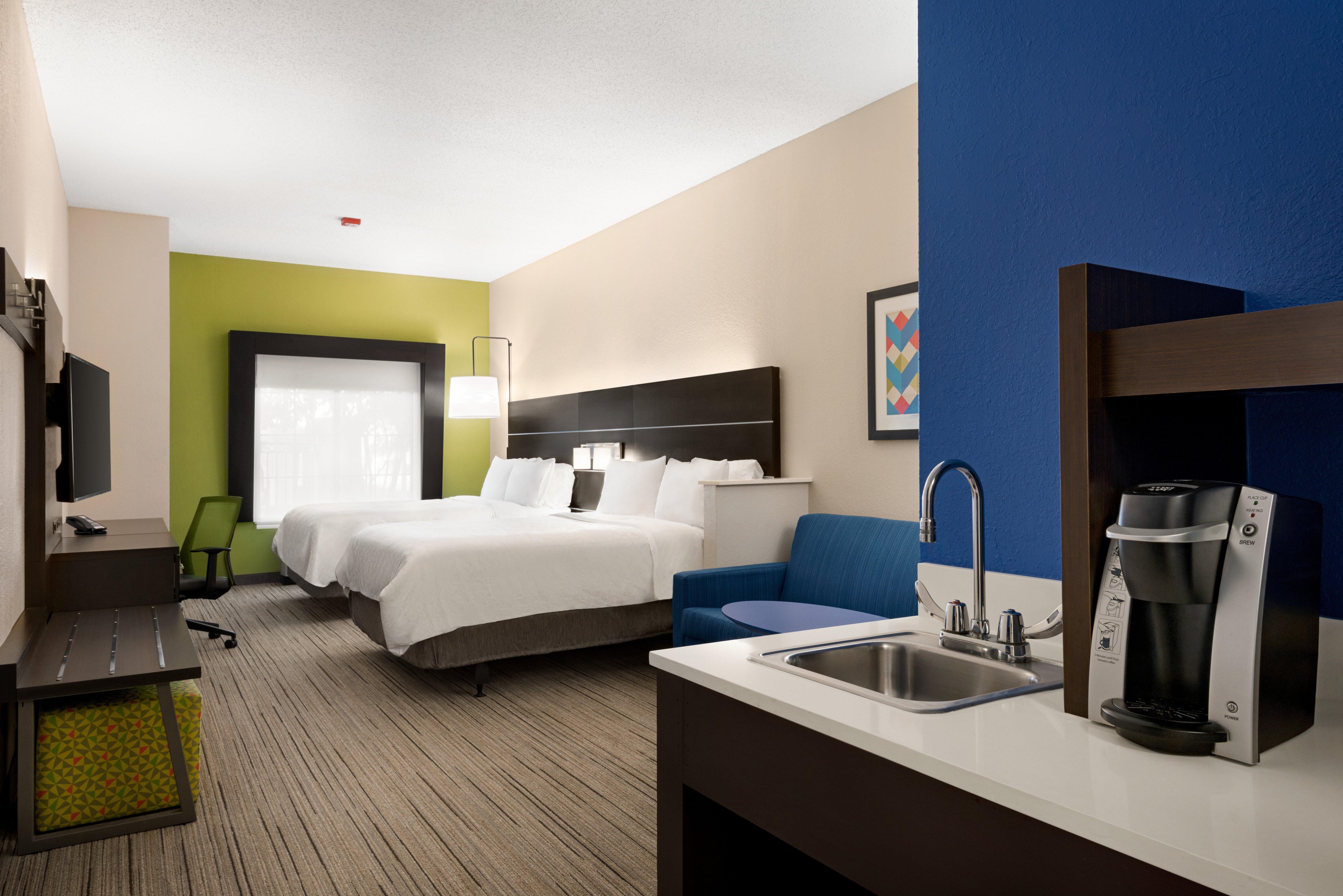 Express & By Ihg Hotel 3*