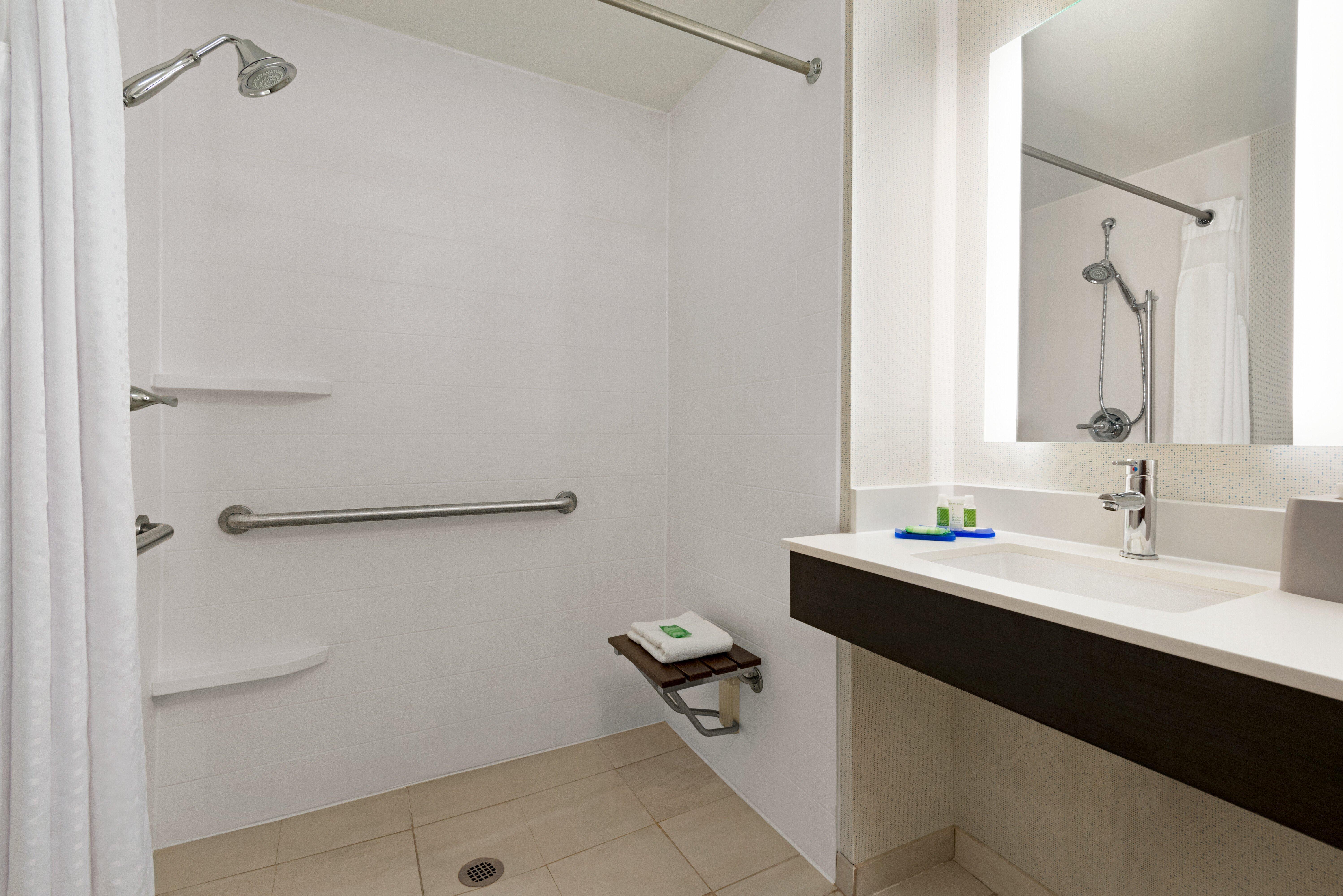 Express & By Ihg Hotel 3*