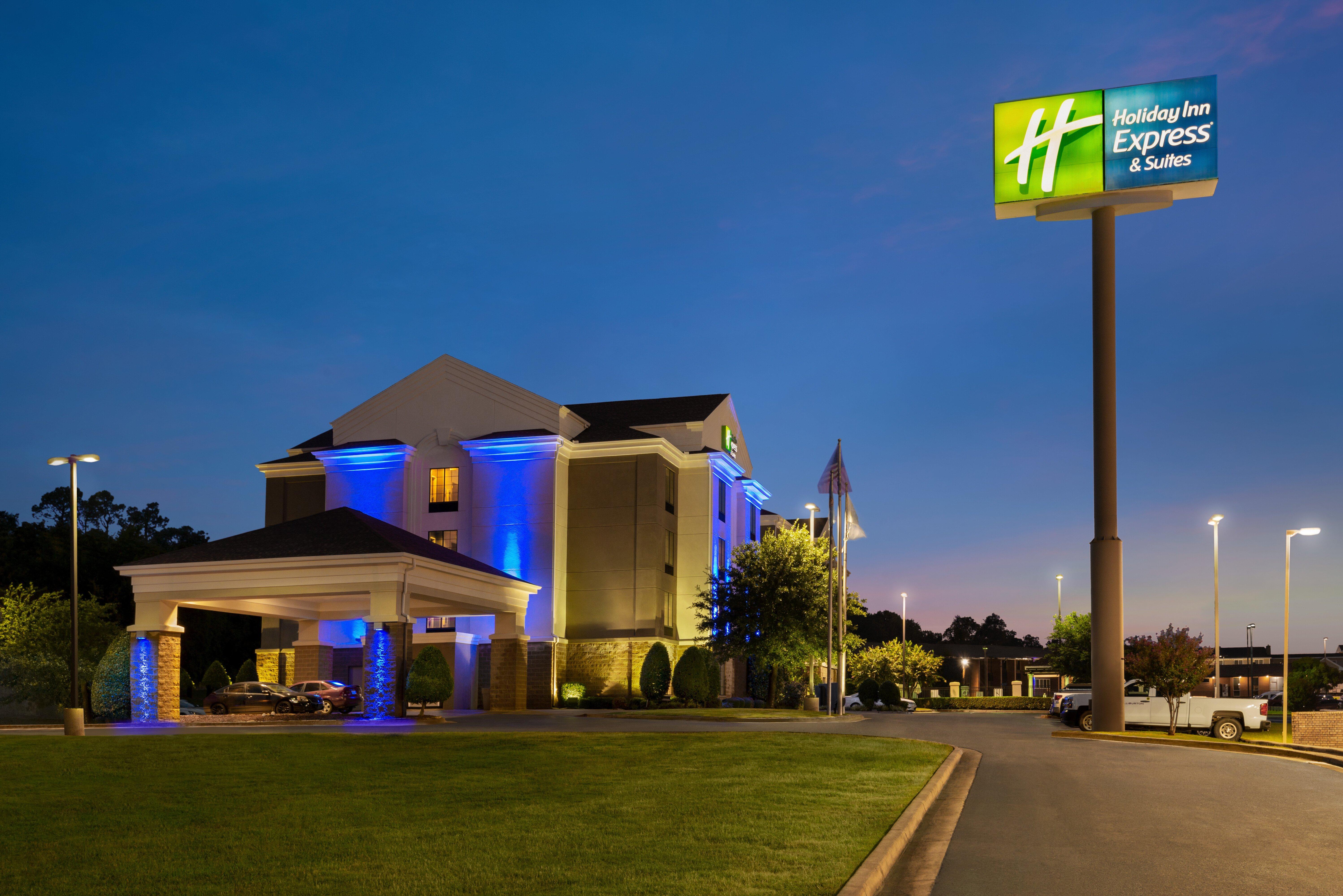 Express & By Ihg 3*