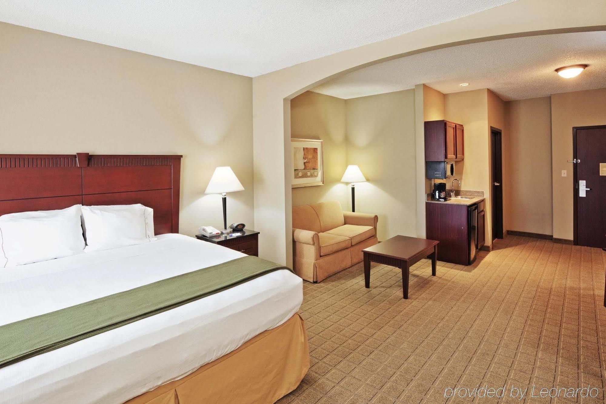 Express & By Ihg Hotel